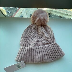NWT Rachel Parcell Coquette Faux Fur Pom Pom Pink Knitted Beanie Hat One Size